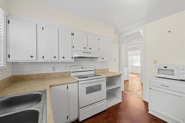 5002 Corinth Drive, Seneca, SC 29672