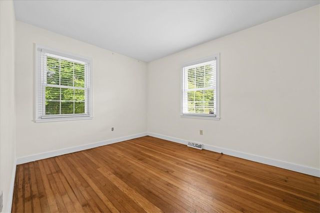 5002 Corinth Drive, Seneca, SC 29672