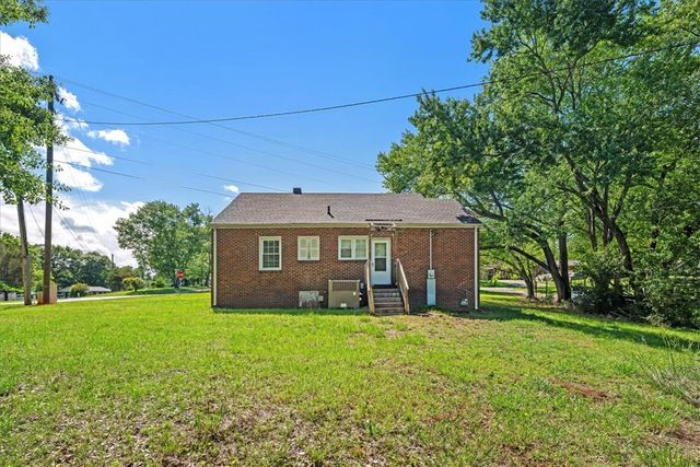 5002 Corinth Drive, Seneca, SC 29672
