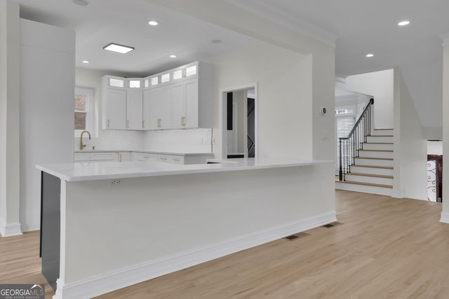 3 Highland Park Lane NE, Atlanta, GA 30306