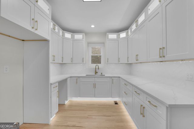 3 Highland Park Lane NE, Atlanta, GA 30306