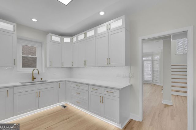 3 Highland Park Lane NE, Atlanta, GA 30306