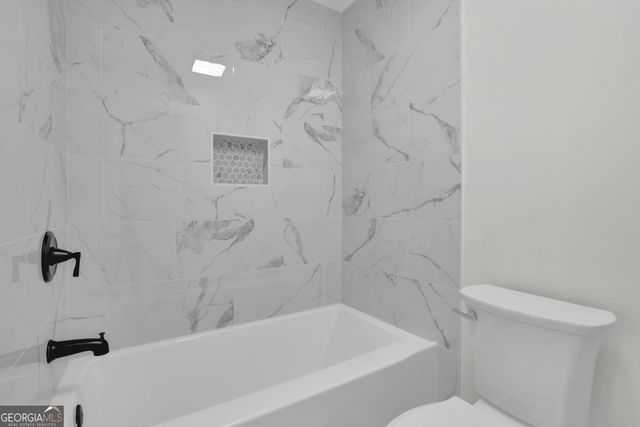 3 Highland Park Lane NE, Atlanta, GA 30306