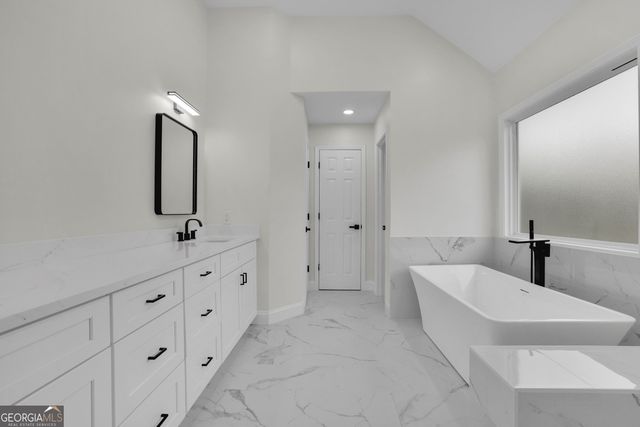 3 Highland Park Lane NE, Atlanta, GA 30306