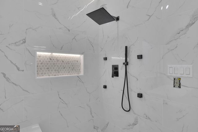 3 Highland Park Lane NE, Atlanta, GA 30306