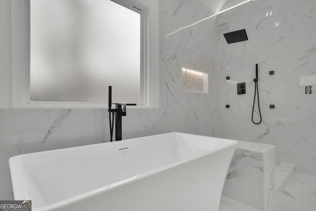 3 Highland Park Lane NE, Atlanta, GA 30306