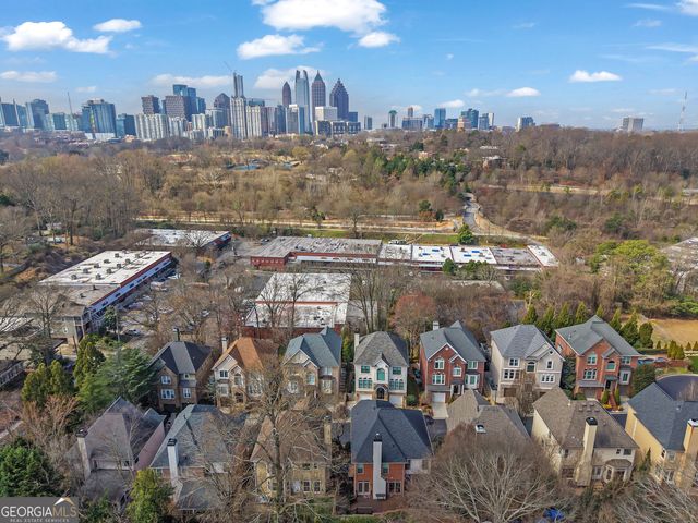 3 Highland Park Lane NE, Atlanta, GA 30306