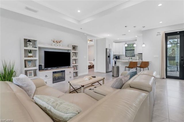 332 14th ST SE, Naples, FL 34117