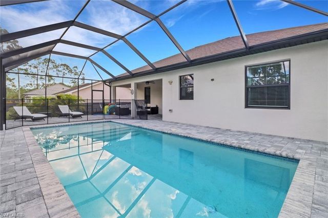 332 14th ST SE, Naples, FL 34117