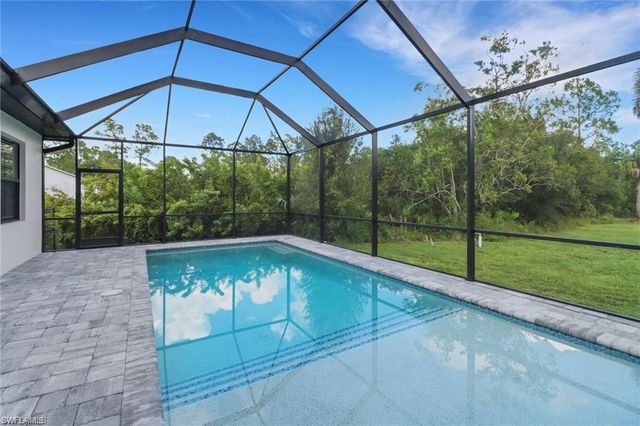 332 14th ST SE, Naples, FL 34117