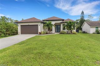 332 14th ST SE, Naples, FL 34117
