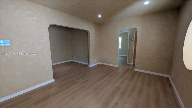 1431 NW 26th St, Miami, FL 33142