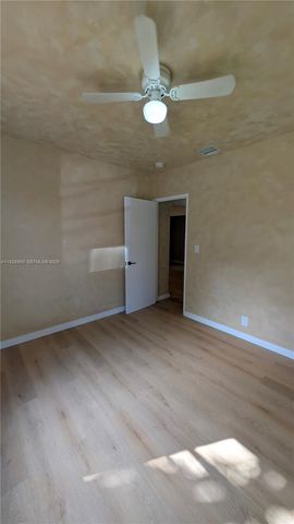 1431 NW 26th St, Miami, FL 33142