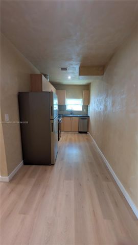 1431 NW 26th St, Miami, FL 33142