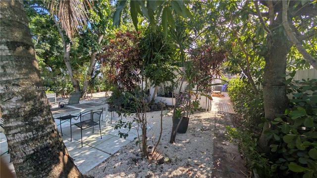 1431 NW 26th St, Miami, FL 33142