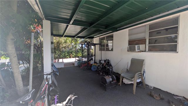 1431 NW 26th St, Miami, FL 33142