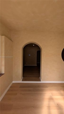 1431 NW 26th St, Miami, FL 33142