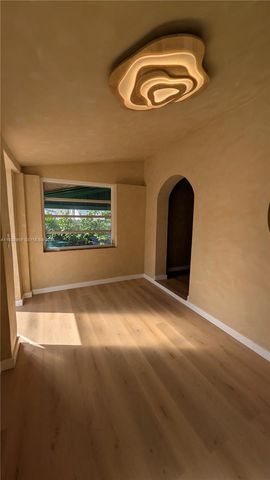 1431 NW 26th St, Miami, FL 33142