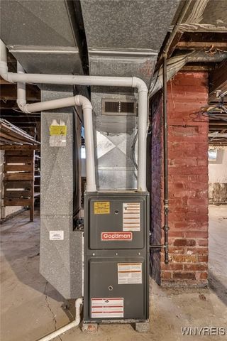 288 Vicksburg Avenue, Tonawanda, NY 14150