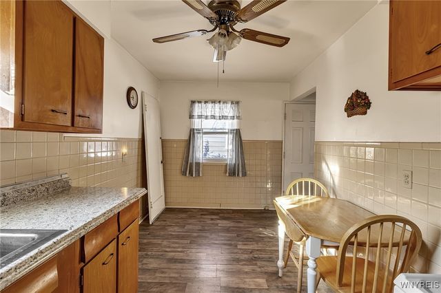 288 Vicksburg Avenue, Tonawanda, NY 14150