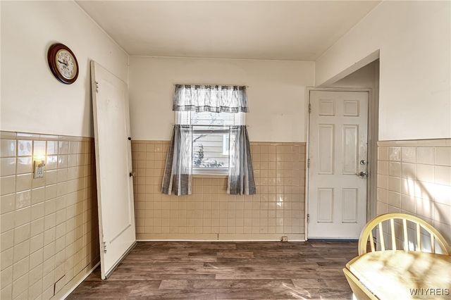 288 Vicksburg Avenue, Tonawanda, NY 14150