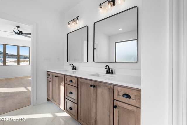 343 Camp Crossing, Hernando, MS 38632