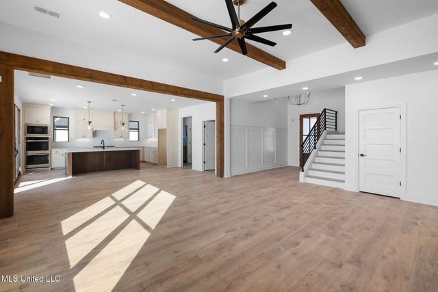 343 Camp Crossing, Hernando, MS 38632