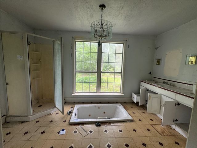 105 CR 538, Fairfield, TX 75840