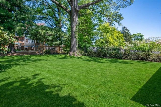 9 Salisbury Place, Nyack, NY 10960