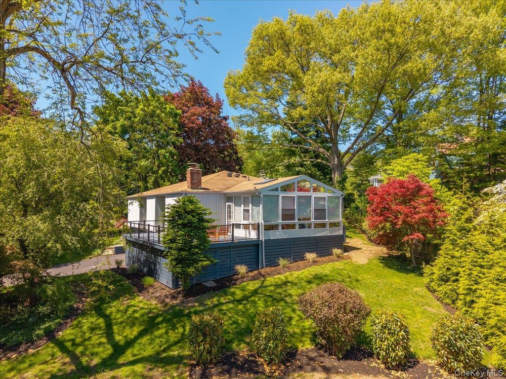 9 Salisbury Place, Nyack, NY 10960