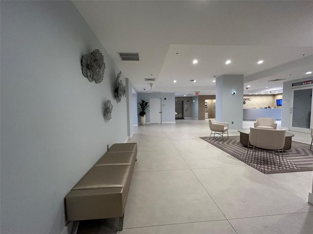 704 N Ocean Boulevard 504, Pompano Beach, FL 33062