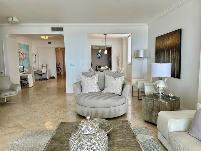 704 N Ocean Boulevard 504, Pompano Beach, FL 33062