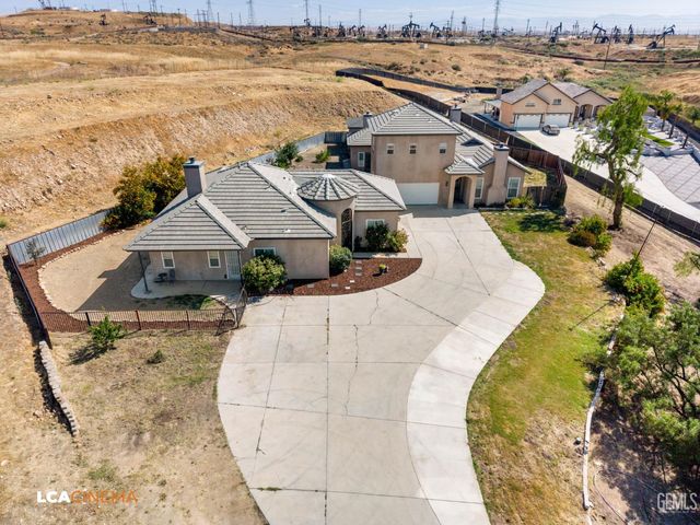 5053 N Hills Drive, Bakersfield, CA 93308