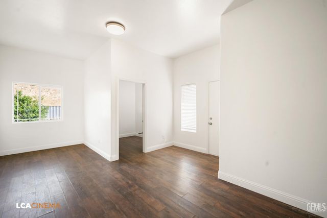 5053 N Hills Drive, Bakersfield, CA 93308