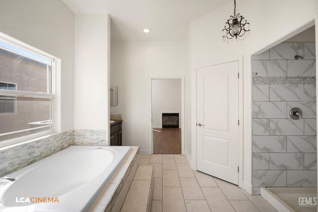 5053 N Hills Drive, Bakersfield, CA 93308