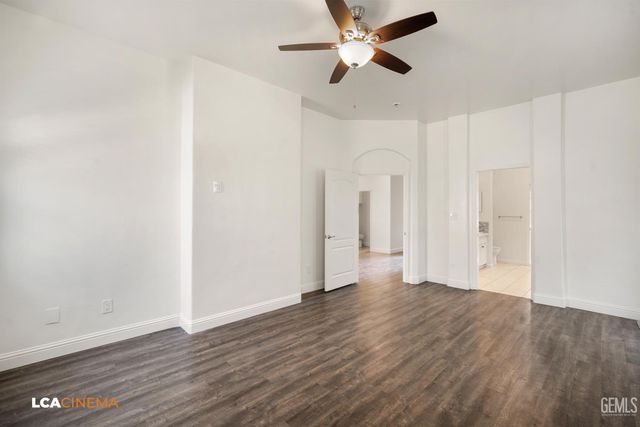 5053 N Hills Drive, Bakersfield, CA 93308