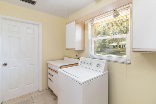 924 WALD ROAD, Orlando, FL 32806