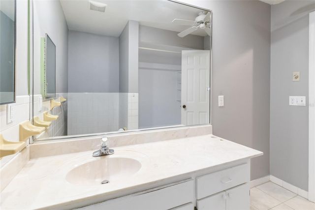 924 WALD ROAD, Orlando, FL 32806