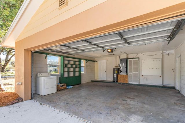 924 WALD ROAD, Orlando, FL 32806