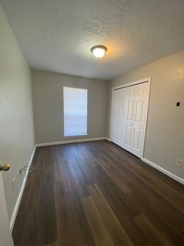 8022 Bunker Wood Lane, Houston, TX 77086
