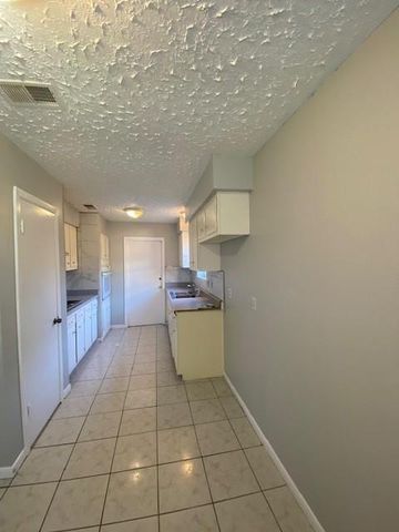 8022 Bunker Wood Lane, Houston, TX 77086