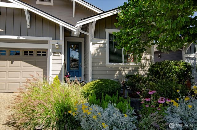 8210 Vashon Drive NE, Lacey, WA 98516