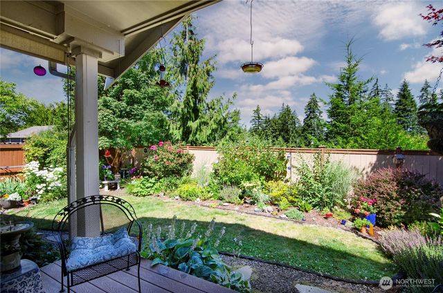 8210 Vashon Drive NE, Lacey, WA 98516