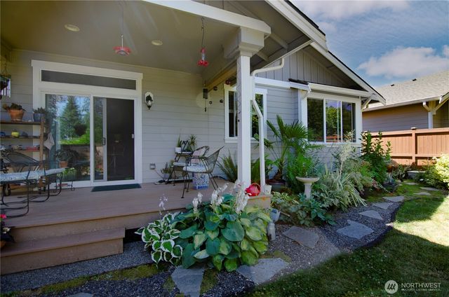 8210 Vashon Drive NE, Lacey, WA 98516