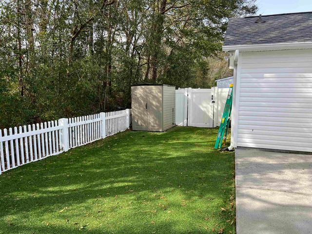 456 Copenhagen Dr., Little River, SC 29566