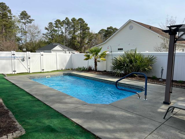 456 Copenhagen Dr., Little River, SC 29566