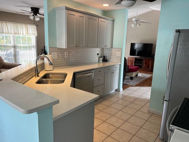 456 Copenhagen Dr., Little River, SC 29566