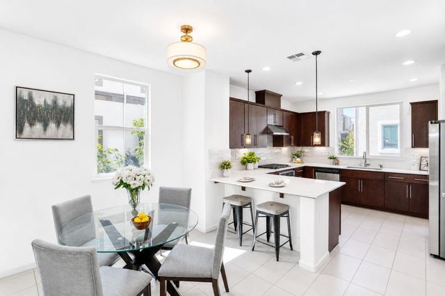 1022 Onofrio Lane 1, San Jose, CA 95131
