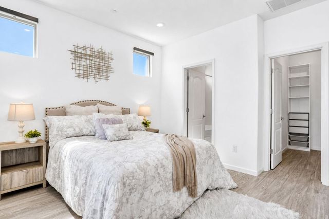 1022 Onofrio Lane 1, San Jose, CA 95131