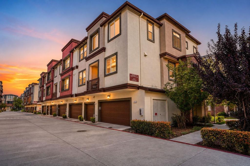 1022 Onofrio Lane 1, San Jose, CA 95131